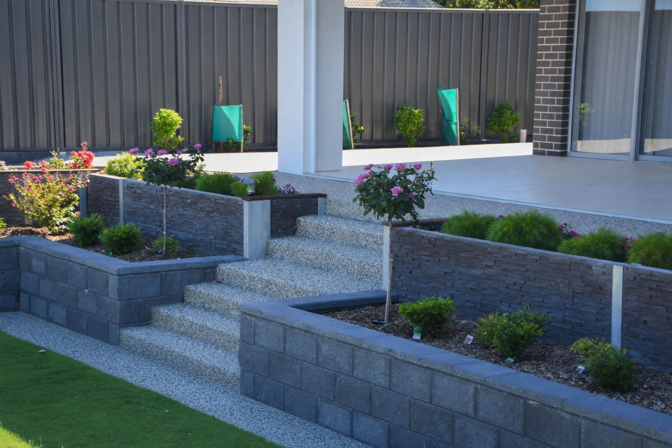 Concrete retaining walls